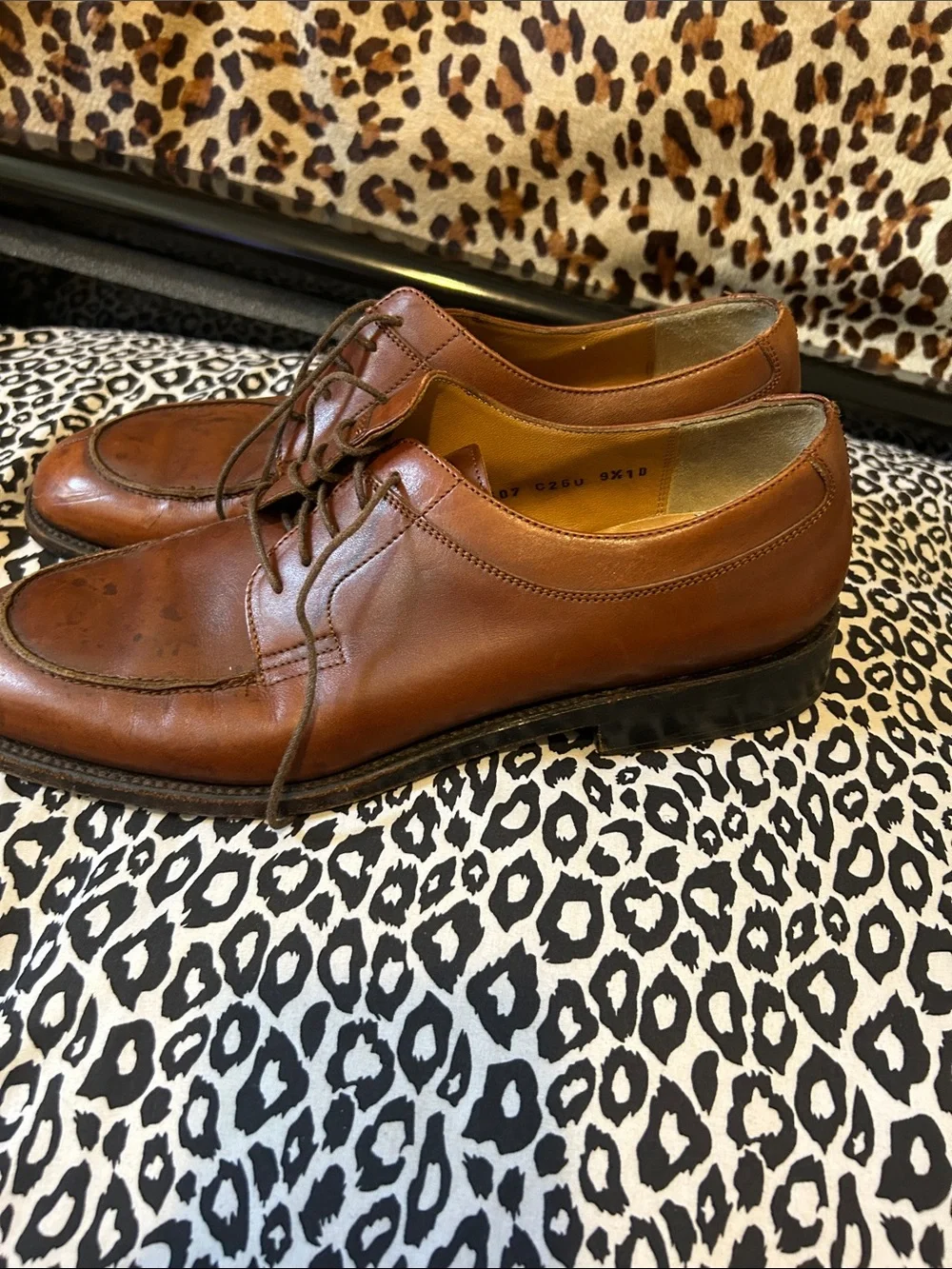 Salvatore Ferragamo Men's Tan Brown Leather Derby Shoes